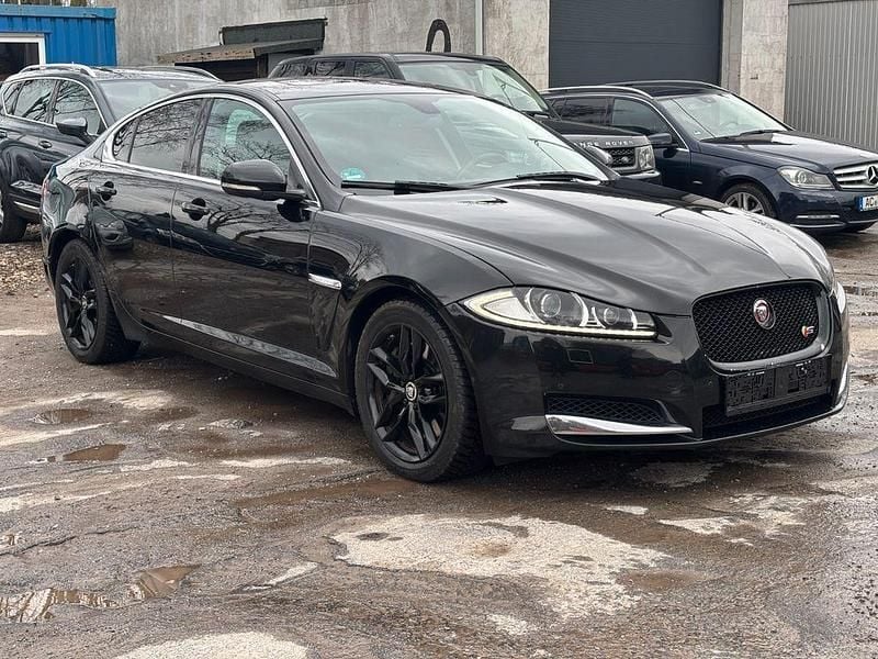 Gebraucht Jaguar XF S 241 PS (177 kW) 2014 Schwarz Limousine