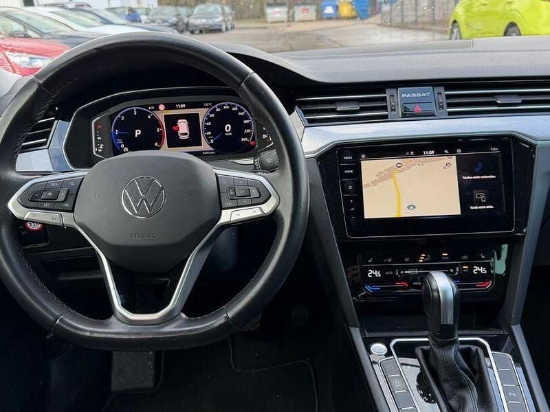 Gebraucht VW Passat Business 200 PS (147 kW) 2022 Silber Kombi