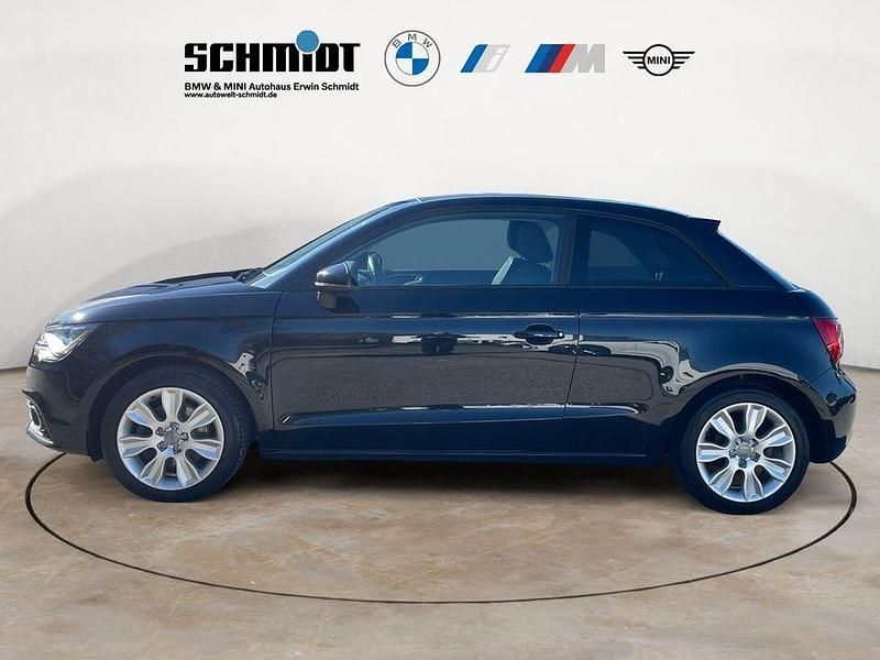 Second-hand Audi A1 Ambition 105 CP (77 kW) 2011 Negru Hatchback