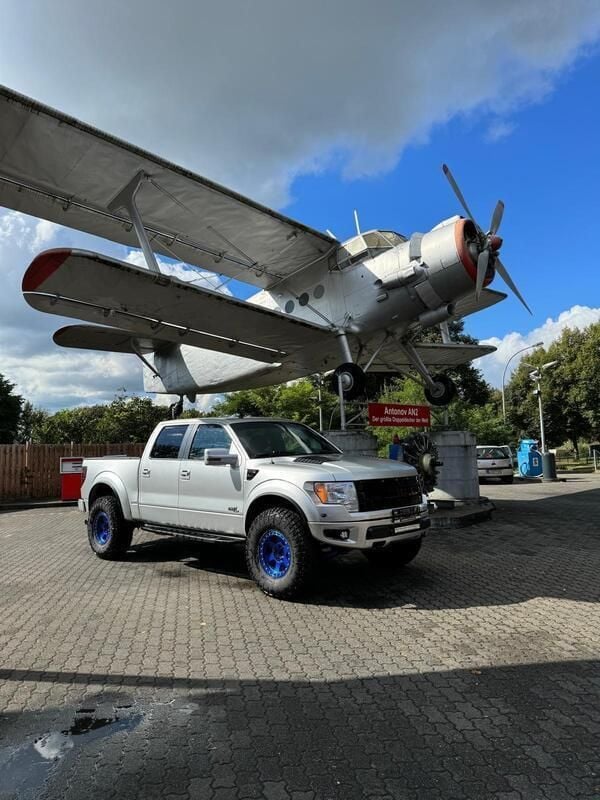 Silber Gebraucht 2011 Ford F-150 Raptor Abholung | 31.900 € (Superpreis) - Bild 1/4