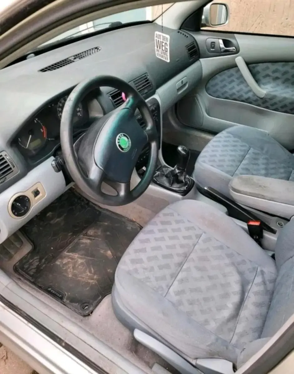 Gebraucht Skoda Octavia 110 PS (80 kW) 2000 Silber Kombi