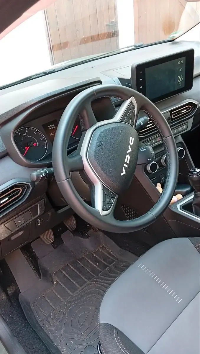 Gebraucht Dacia Sandero Extreme 101 PS (74 kW) 2024 Grün Kleinwagen