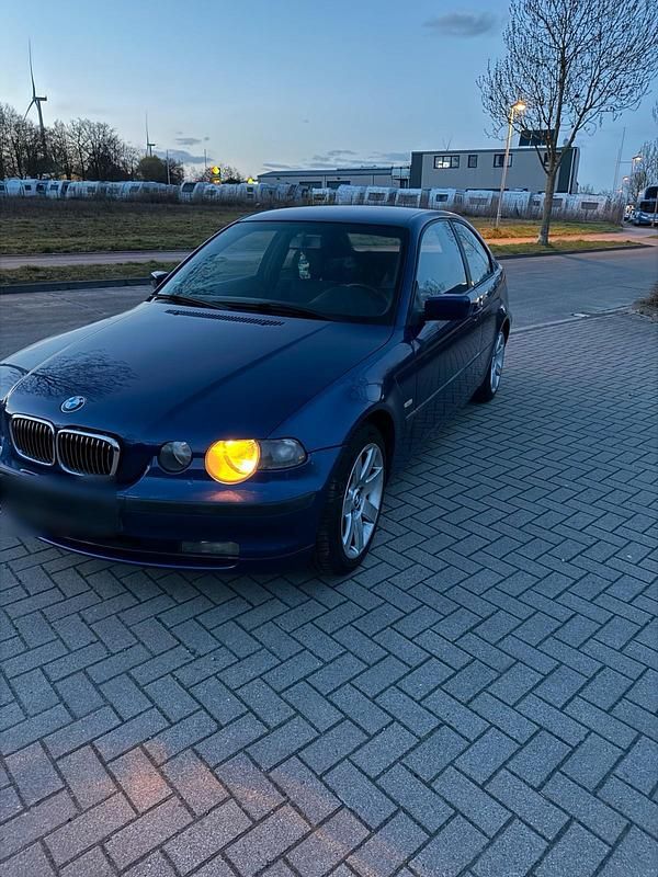 Gebraucht BMW 318 Compact 143 PS (105 kW) 2003 Violet Kleinwagen