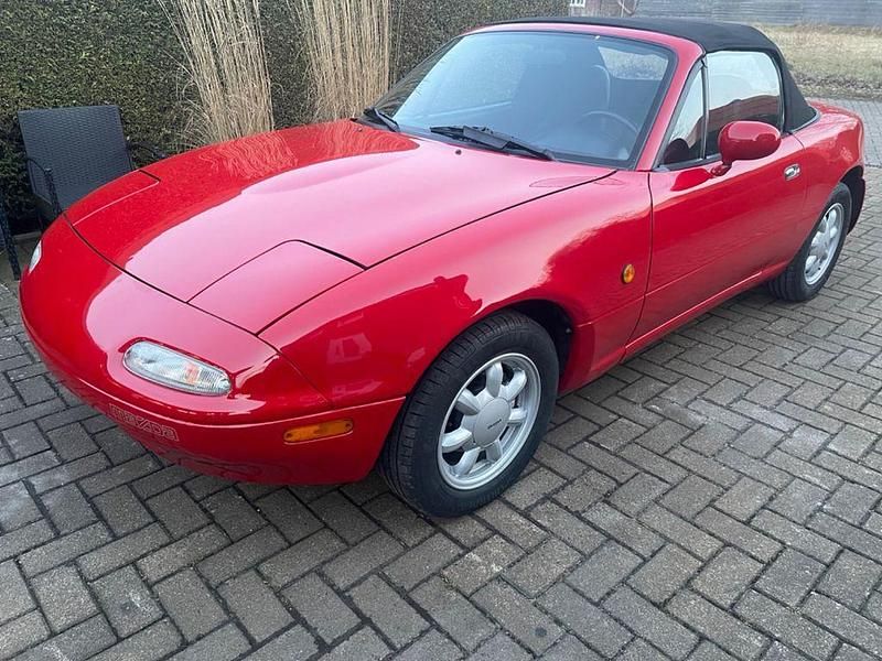 Gebraucht Mazda MX5 116 PS (85 kW) 1991 Rot Cabrio