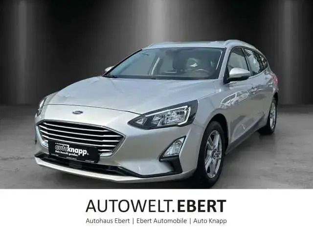 Keine (polarsilbermetallic) Gebraucht 2021 Ford Focus Cool & Connect | 15.981 € (Superpreis) - Bild 1/4