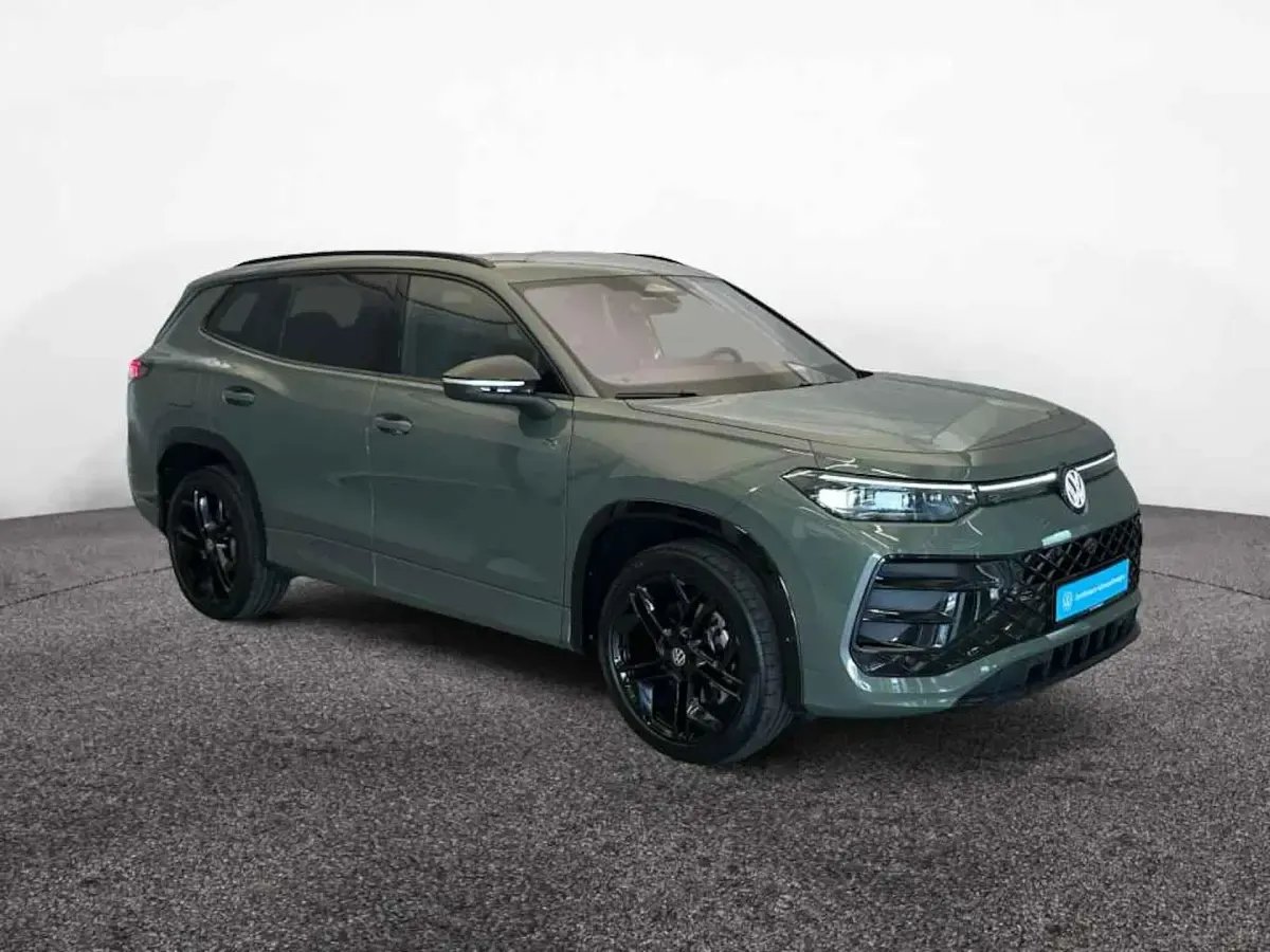 Gebraucht VW Tayron R-line 265 PS (194 kW) 2025 Grün SUV