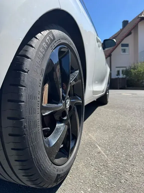 Gebraucht Opel Adam Slam 101 PS (74 kW) 2015 Weiß Kleinwagen