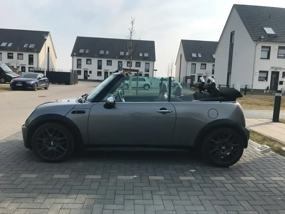Usata Mini Cooper S Cabriolet 174 CV (127 kW) 2005 Grigio Cabrio