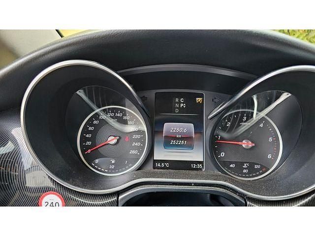 Gebraucht Mercedes 300 Edition 239 PS (175 kW) 2020 Van / Kleinbus