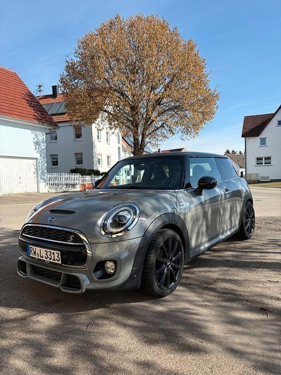 Second-hand Mini John Cooper Works 192 CP (141 kW) 2019 Gri Hatchback