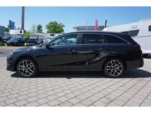 Neu Kia Ceed Sportswagon Style 140 PS (102 kW) 2025 Schwarz Kombi