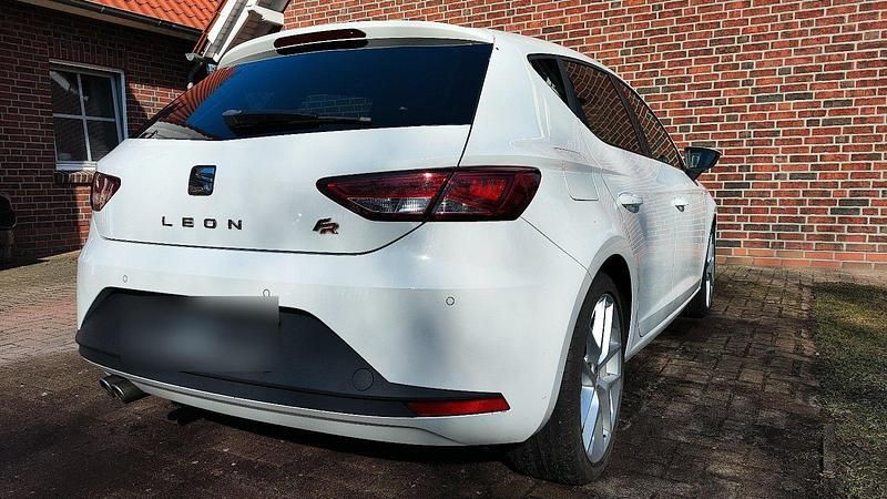 Gebraucht Seat Leon FR 150 PS (110 kW) 2014 Weiß Limousine