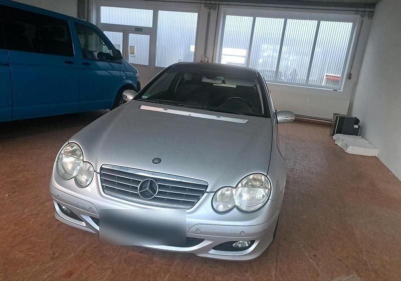 Gebraucht Mercedes CL180 140 PS (102 kW) 2004 Grau Coupé