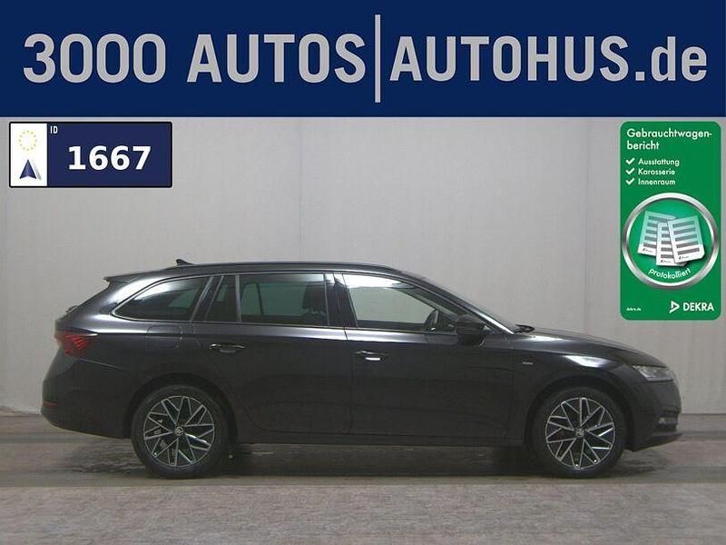 Gebraucht Skoda Octavia Clever 150 PS (110 kW) 2022 Schwarz magic perleffekt Kombi