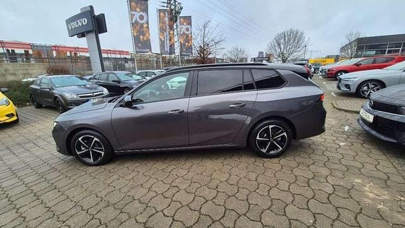 Gebraucht Opel Astra 131 PS (96 kW) 2025 Vulkan grau metallic Kombi