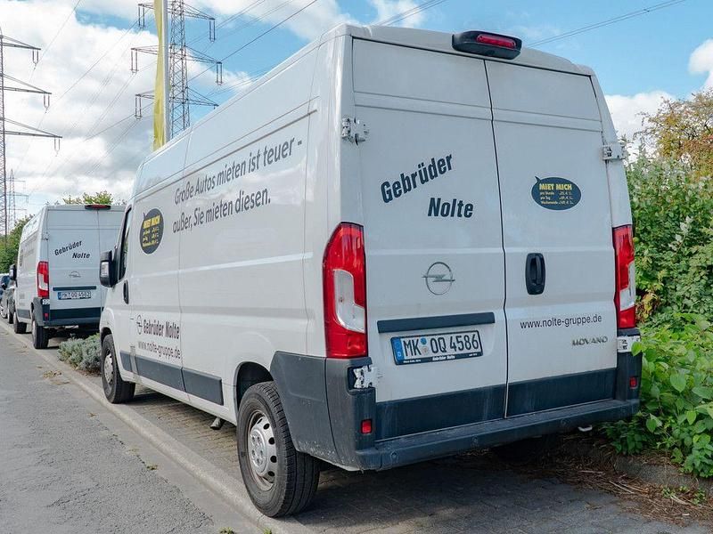 Gebraucht Opel Movano Edition 140 PS (102 kW) 2024 Weiss Van