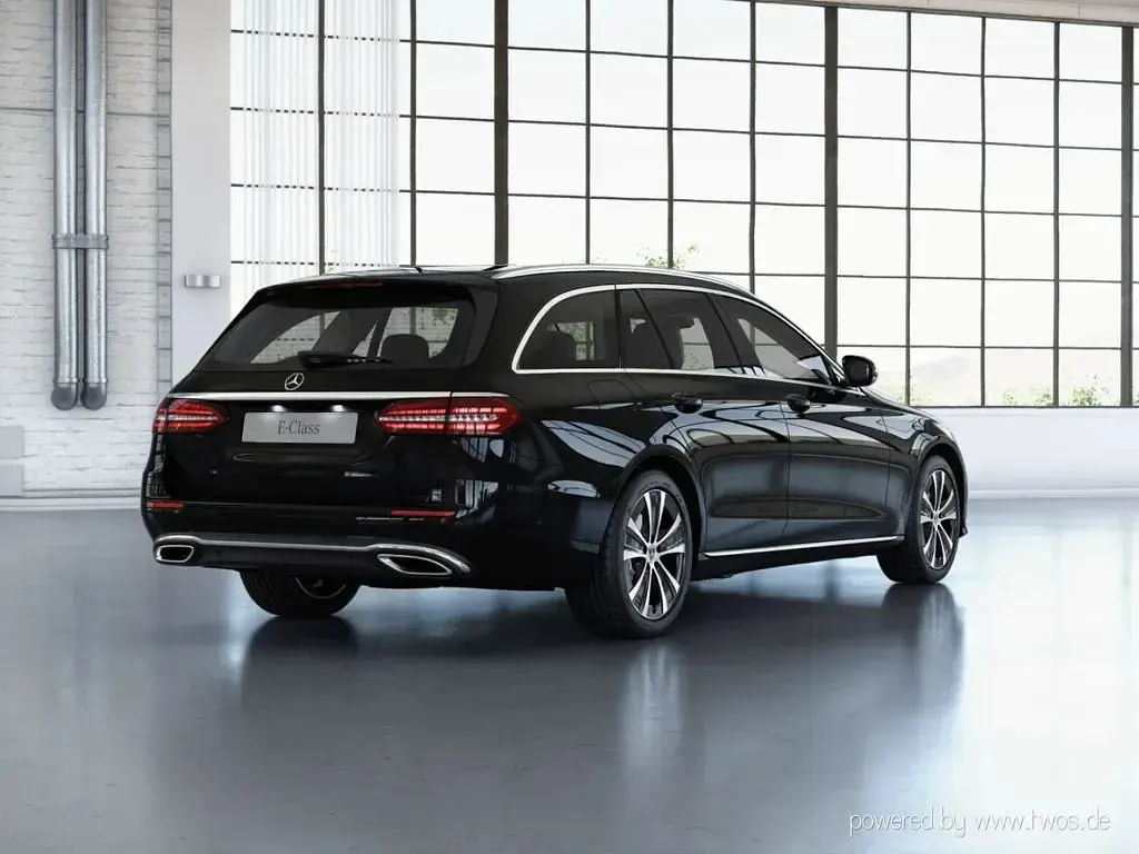 Gebraucht Mercedes E400 Avantgarde 330 PS (242 kW) 2023 Schwarz Limousine