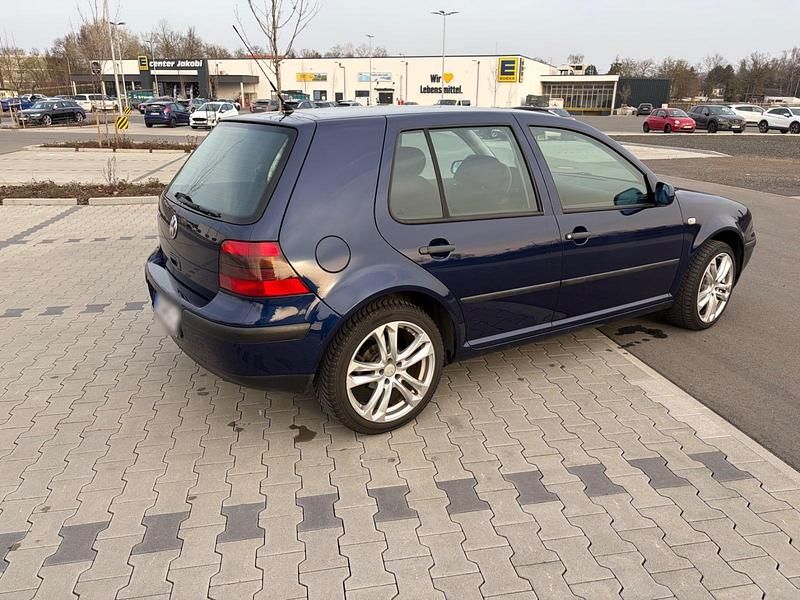 Gebraucht VW Golf IV Basis 75 PS (55 kW) 2002 Blau Limousine