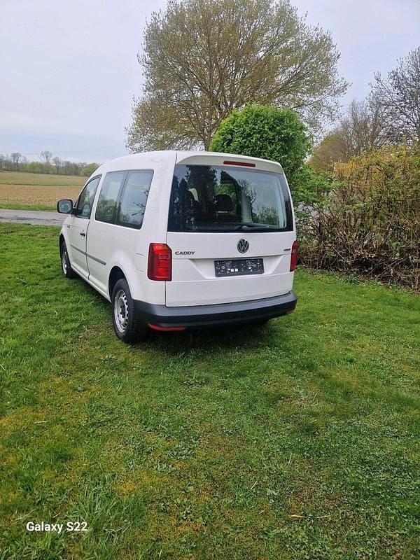 Second-hand VW Caddy 110 CP (80 kW) 2019 Alb Monovolum