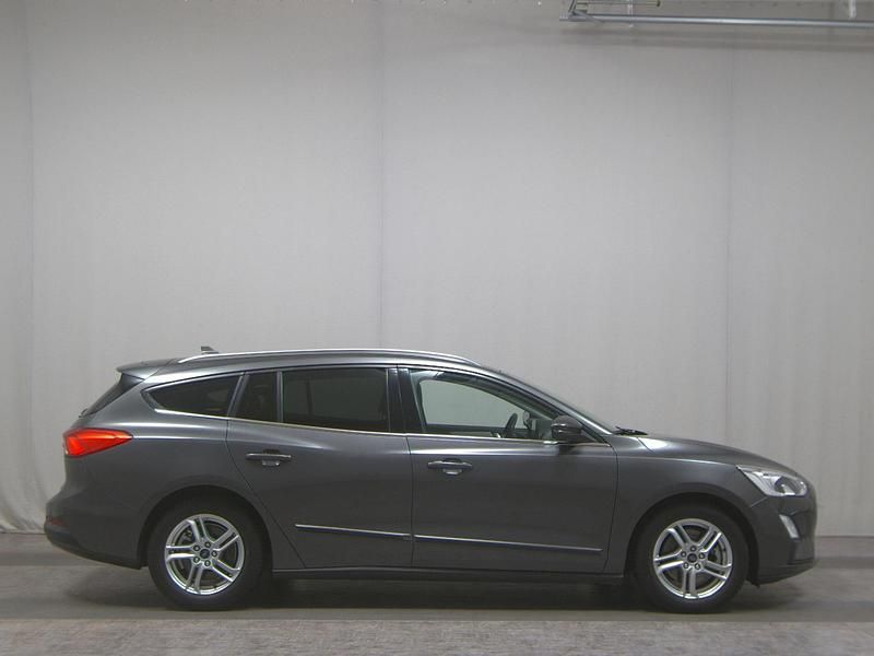 Grau Gebraucht 2019 Ford Focus Cool & Connect Kombi | 13.480 € (Guter Preis) - Bild 1/4