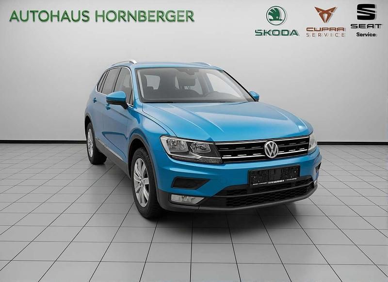Gebraucht VW Tiguan Sound 150 PS (110 kW) 2017 Caribbean blue metallic SUV