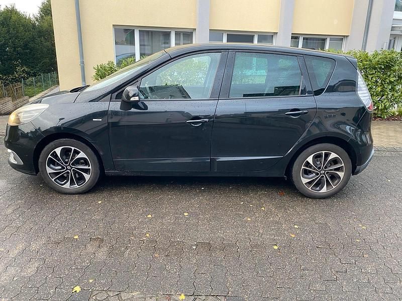 Schwarz Gebraucht 2012 Renault Scénic III Van / Kleinbus | 2.999 € (Fairer Preis) - Bild 1/4