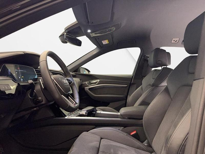 Gebraucht Audi e-tron Advanced Plus 300 kW (408 PS) 2021 Brillantschwarz SUV