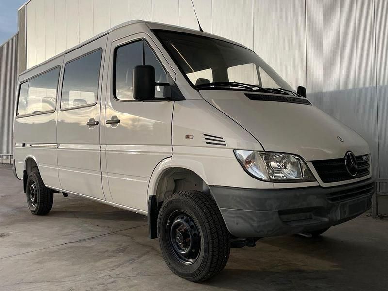 Usata Mercedes Sprinter 129 CV (94 kW) 2004 Bianco Furgone