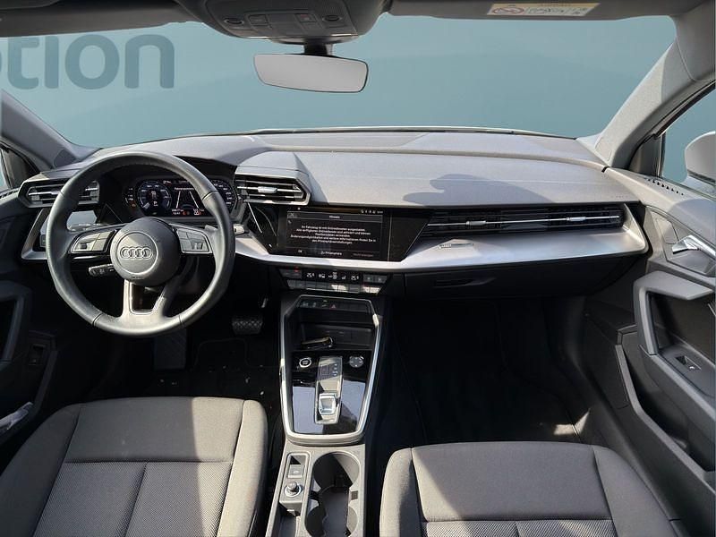 Gebraucht Audi A3 Sportback e-tron 204 PS (150 kW) 2023 Weiß Kleinwagen