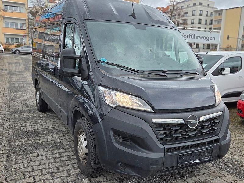 Gebraucht Opel Movano 140 PS (102 kW) 2024 Schwarz Van