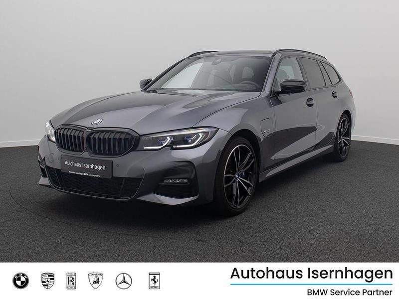 Grau Gebraucht 2022 BMW 330e M Sport Limousine | 32.999 € (Fairer Preis) - Bild 1/4