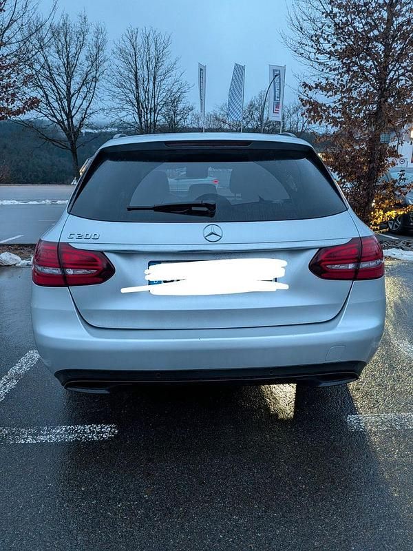 Gebraucht Mercedes 200 184 PS (135 kW) 2018 Silber Limousine