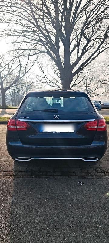 Gebraucht Mercedes C220 170 PS (125 kW) 2016 Schwarz Kombi