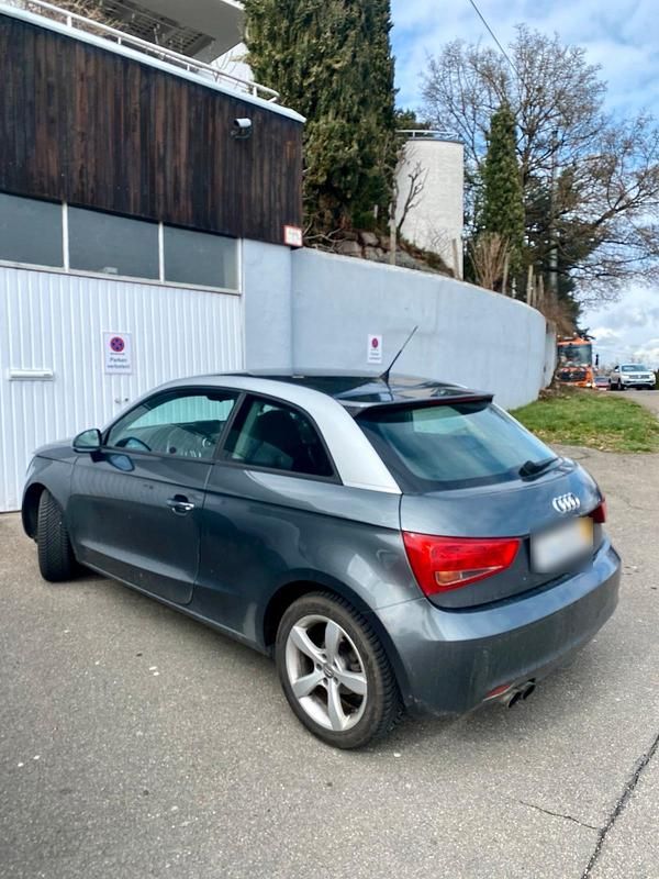 Gebraucht Audi A1 120 PS (88 kW) 2010 Grau Kleinwagen