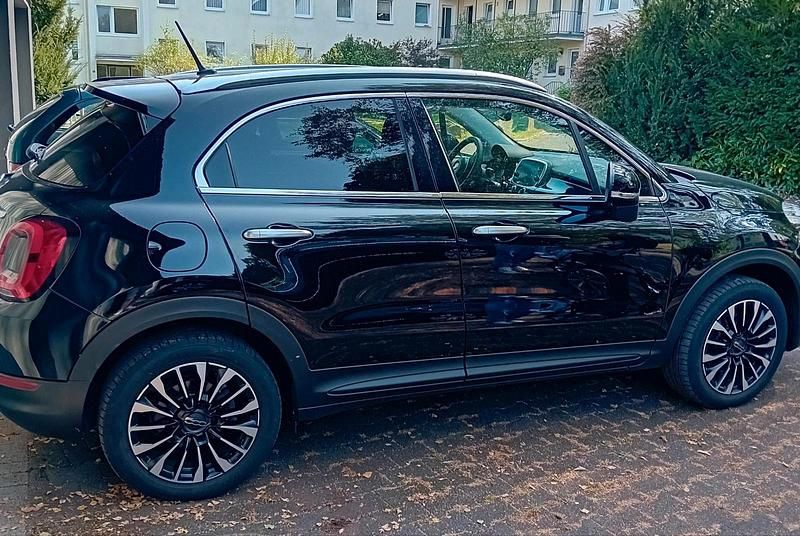Schwarz Gebraucht 2018 Fiat 500X Cross SUV | 11.400 € (Fairer Preis) - Bild 1/4