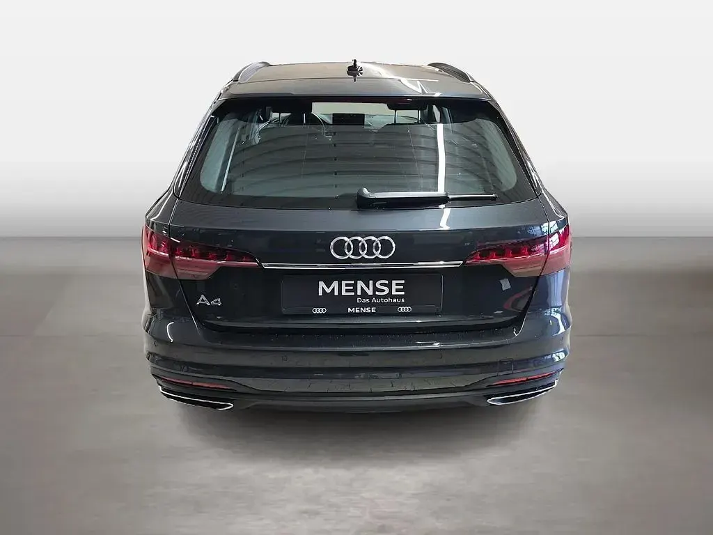 Gebraucht Audi A4 Basis 204 PS (150 kW) 2023 Manhattangrau Kombi