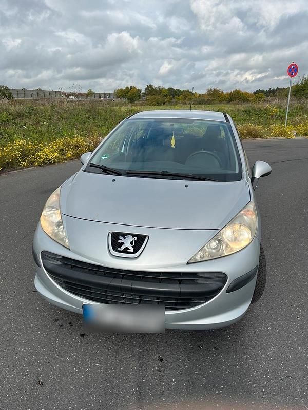 Silber Gebraucht 2007 Peugeot 207 Kleinwagen | 2.350 € (Guter Preis) - Bild 1/4