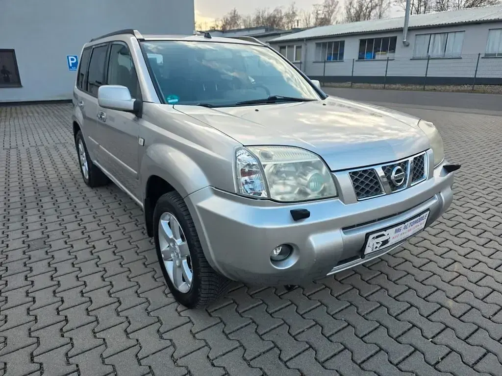 Gebraucht Nissan X-Trail 165 PS (121 kW) 2005 Silber SUV