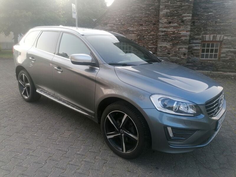 Grau Gebraucht 2015 Volvo XC60 R-Design SUV | 19.990 € (Fairer Preis) - Bild 1/4