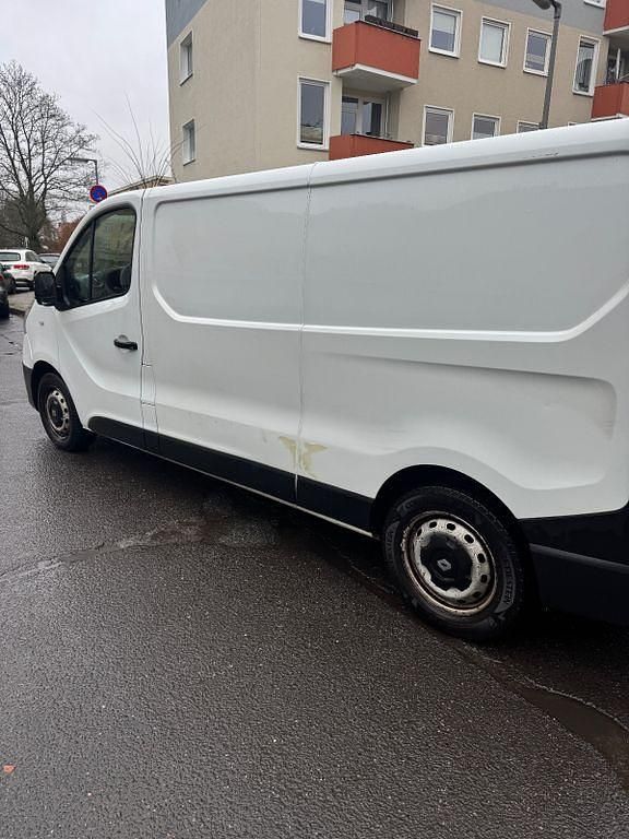 Gebraucht Renault Trafic 2016 Weiß Van / Kleinbus