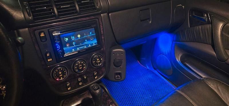 Schwarz Gebraucht 2002 Mercedes ML270 SUV | 2.999 € (Fairer Preis) - Bild 1/4