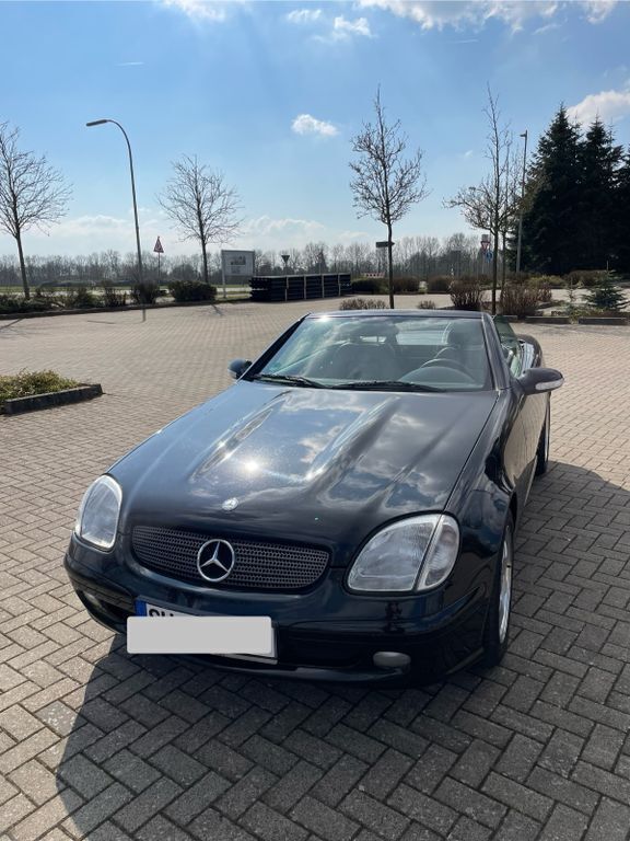 Schwarz Gebraucht 2000 Mercedes SLK200 Cabrio | 9.500 € (Teuer) - Bild 1/4