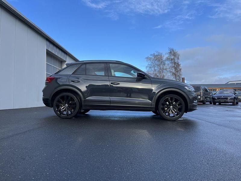 Gebraucht VW T-Roc Sportline 150 PS (110 kW) 2021 Uranograu SUV