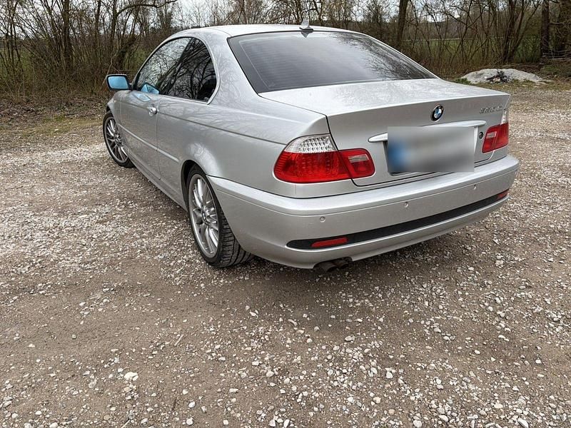 Gebraucht BMW 330 231 PS (169 kW) 2003 Silber Coupé