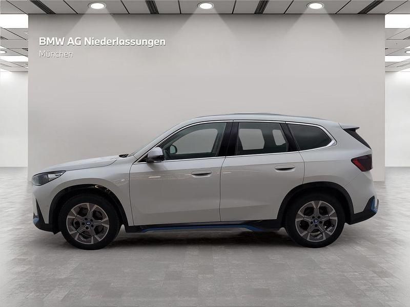 Gebraucht BMW iX1 xLine 200 kW (272 PS) 2022 Weiß SUV