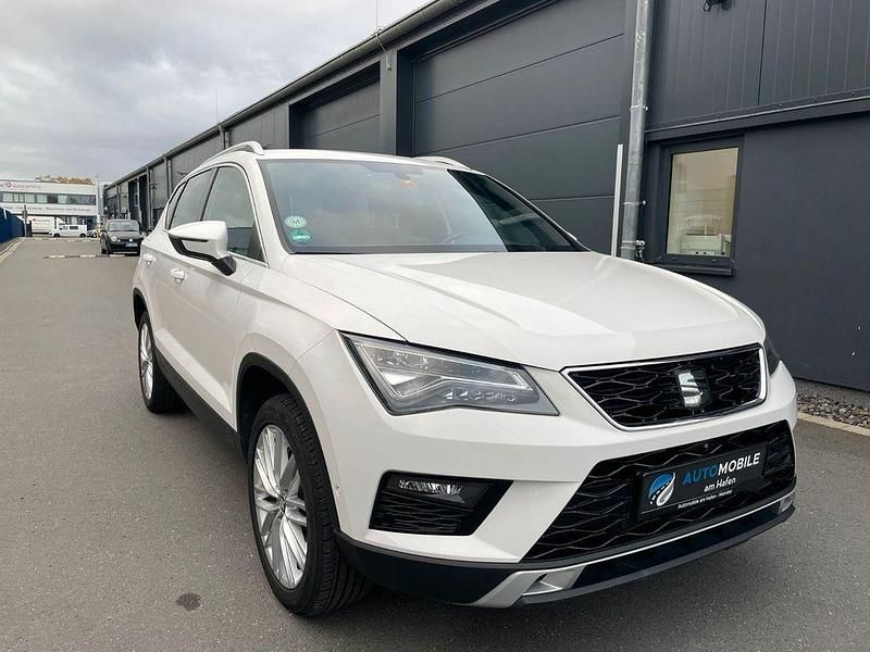 Weiß Gebraucht 2018 Seat Ateca XCELLENCE SUV | 16.990 € (Guter Preis) - Bild 1/4