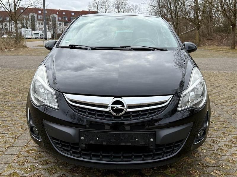 Schwarz Gebraucht 2011 Opel Corsa Selection Limousine | 3.000 € (Guter Preis) - Bild 1/4