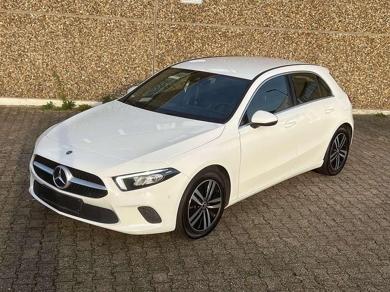 Gebraucht Mercedes A250 Progressive 224 PS (164 kW) 2018 Weiß Limousine