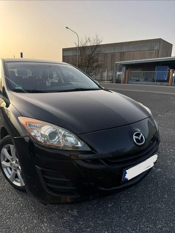 Usado Mazda 3 105 HP (77 kW) 2009 Preto Sedan