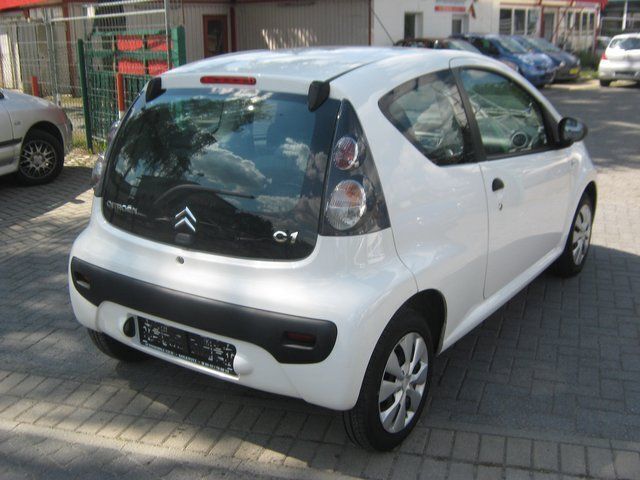Gebraucht Citroën C1 68 PS (50 kW) 2010 Weiß Kleinwagen